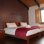 Casa Da Escola *