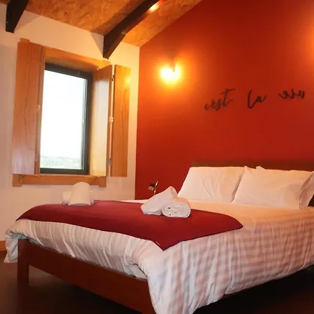 Casa Da Escola Farm stay *