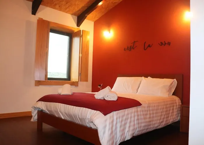 Casa Da Escola Farm stay *