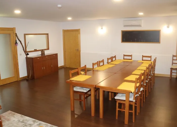 Casa Da Escola * Vouzela